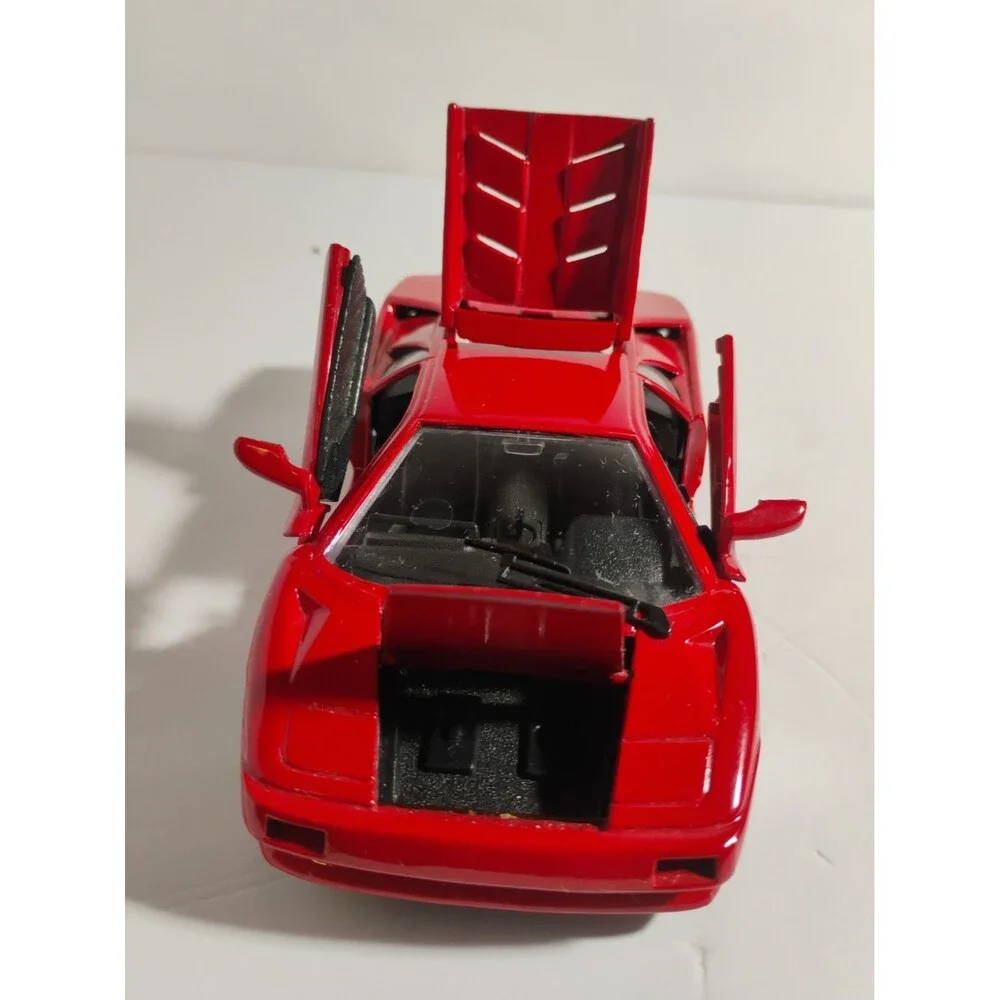 Welly 1:24 Lamborghini Diablo Red NO 9374